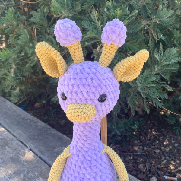 40 cm El Örgüsü Zürafa Amigurumi – Kadife ve Organik Pamuk İplikli Oyuncak