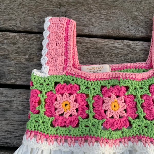 Organik Pamuk Çiçekli Örgü Elbise, Hırka, Bandana ve Çanta Takımı
