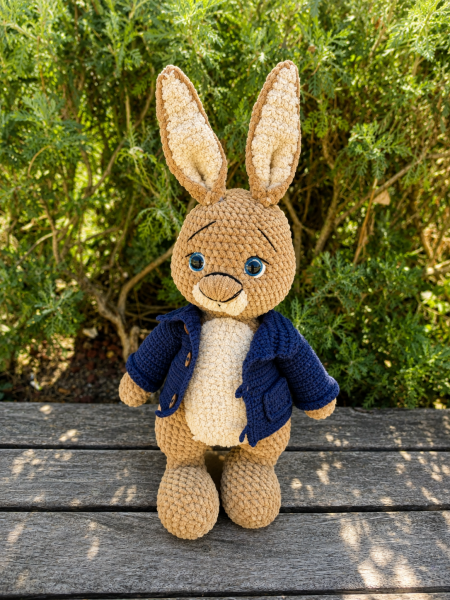 El Yapımı Amigurumi Kadife İp Uzun Kulaklı Ceketli Tavşan Oyuncak 52 cm