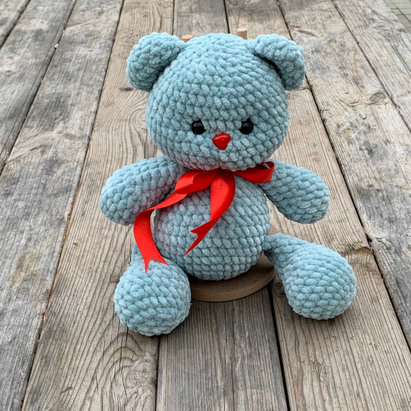 30 cm Kadife İp Amigurumi Ayıcık – El Yapımı Oyun Arkadaşı