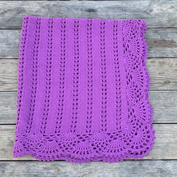 Organik Pamuk Ajur Kenarlı El Örgüsü Bebek Battaniyesi – 90x90 cm